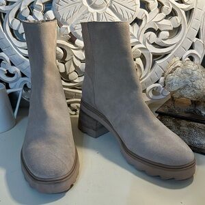Dolce Vita Tan Ankle Boots